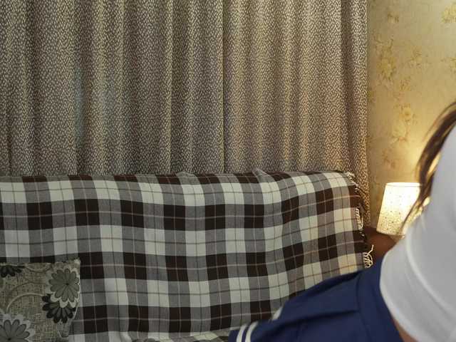 Foto porno sexlove12002 ne arata tot la camera pe KUR.ro