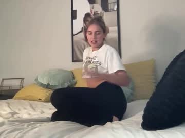 Foto porno Ganduri murdare cu shaniandeagle_ pe KUR.ro