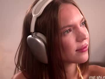 Foto porno Discutii intime cu shiningstarrr pe KUR.ro