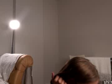 Foto porno Discutii intime cu shiningstarrr pe KUR.ro