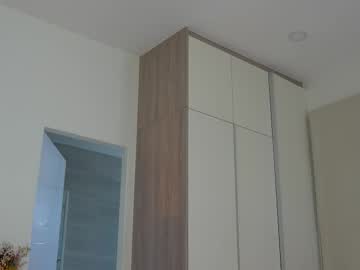 Foto porno Sex online cu shinyways pe KUR.ro