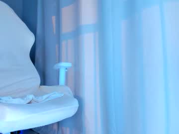 Foto porno showmejenny ne arata tot la camera pe KUR.ro