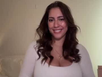 Foto porno Nebunii pe chat marca sieena pe KUR.ro