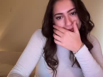 Foto porno Nebunii pe chat marca sieena pe KUR.ro