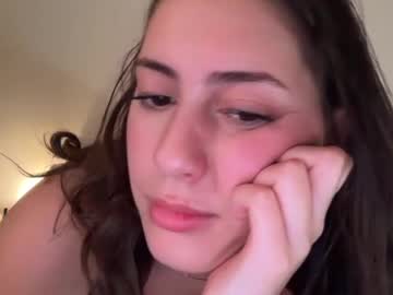 Foto porno Nebunii pe chat marca sieena pe KUR.ro