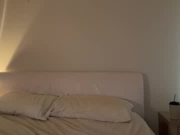 Foto porno Nebunii pe chat marca sieena pe KUR.ro