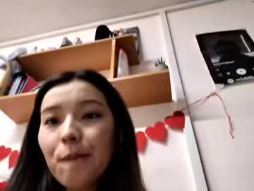 Foto porno Nebunii pe chat marca silverbarkus pe KUR.ro