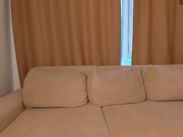 Foto porno sincere_shyness se dezbraca la web pe Chaturbate pe KUR.ro