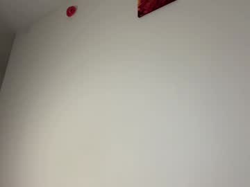 Foto porno Discutii intime cu sleepycode002 pe KUR.ro