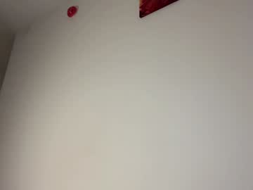 Foto porno Discutii intime cu sleepycode002 pe KUR.ro