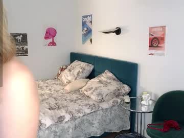 Foto porno smoothnesss vrea sex pe Chaturbate pe KUR.ro