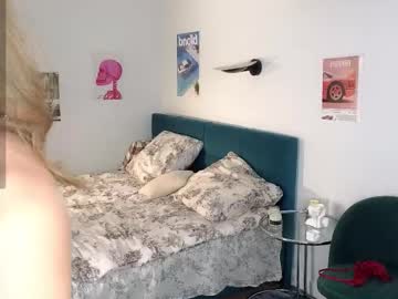 Foto porno smoothnesss vrea sex pe Chaturbate pe KUR.ro