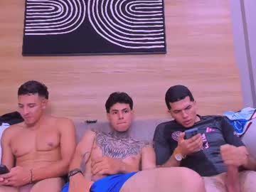 Foto porno Ganduri murdare cu soccer_hot pe KUR.ro