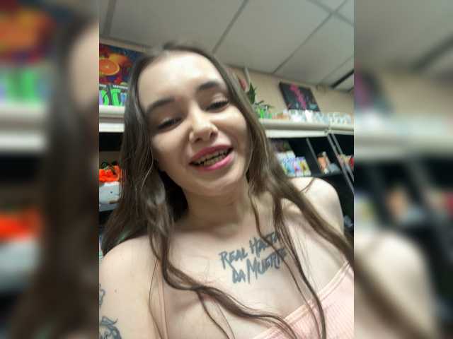 Foto porno Fantezii cu sofi-edvige pe BongaCams pe KUR.ro