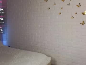 Foto porno Discutii intime cu sofia__home pe KUR.ro
