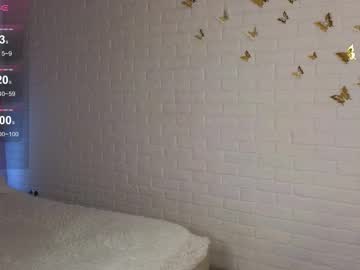Foto porno Discutii intime cu sofia__home pe KUR.ro