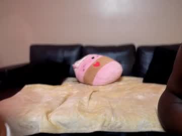 Foto porno sosabless ne arata tot la camera pe KUR.ro