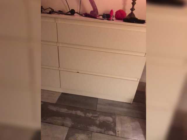 Foto porno squirtpro ne arata tot la camera pe KUR.ro