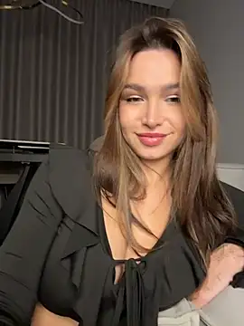 Foto porno stefannichka ne arata tot la camera pe KUR.ro