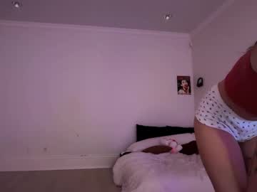 Foto porno stellapearl descoperita pe video chat pe KUR.ro