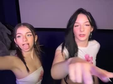 Foto porno stellapearl descoperita pe video chat pe KUR.ro