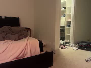 Foto porno stellapearl descoperita pe video chat pe KUR.ro