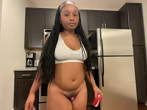 Foto porno strip4faith se dezbraca la web pe StripChat pe KUR.ro