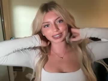 Foto porno Nebunii pe chat marca summerclarke2 pe KUR.ro