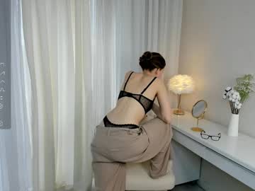 Foto porno Sex online cu sunnivagaillard pe KUR.ro