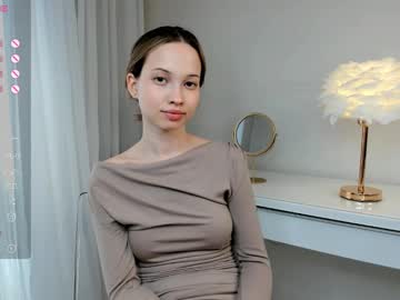 Foto porno Sex online cu sunnivagaillard pe KUR.ro