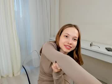 Foto porno Sex online cu sunnivagaillard pe KUR.ro