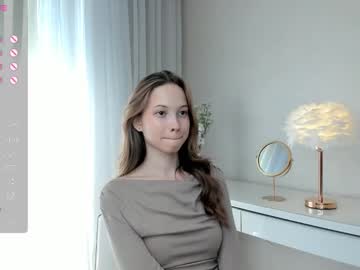 Foto porno Sex online cu sunnivagaillard pe KUR.ro