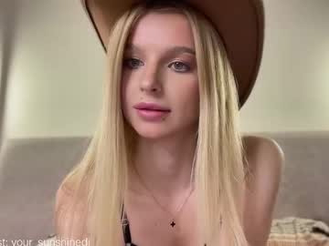 Foto porno sunshine_diana_ ne arata tot la camera pe KUR.ro