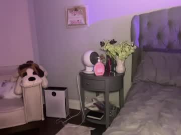 Foto porno swe3talina se dezbraca la web pe Chaturbate pe KUR.ro