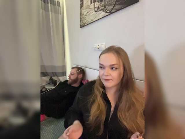 Foto porno sweet1sleep se dezbraca la web pe BongaCams pe KUR.ro