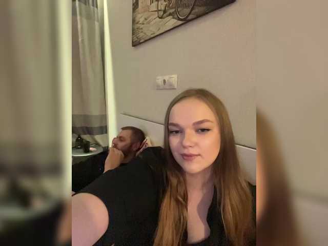 Foto porno sweet1sleep se dezbraca la web pe BongaCams pe KUR.ro