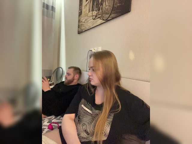 Foto porno sweet1sleep se dezbraca la web pe BongaCams pe KUR.ro