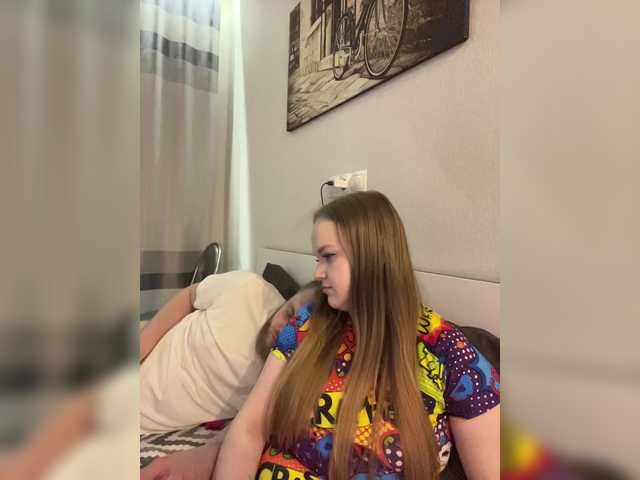 Foto porno sweet1sleep se dezbraca la web pe BongaCams pe KUR.ro