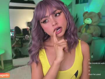 Foto porno Ce sexy este sweet_littleee pe KUR.ro