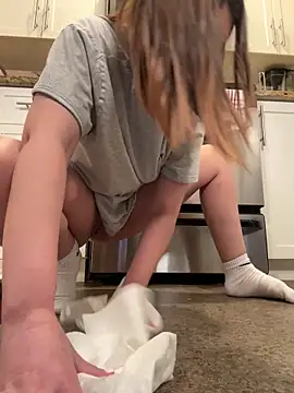 Foto porno Nebunii pe chat marca sweetgabriela pe KUR.ro