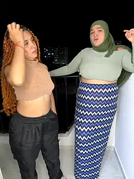 Foto porno sweetmuslim01 vrea sex pe StripChat pe KUR.ro