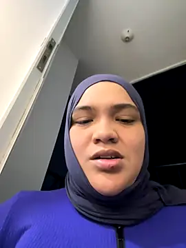 Foto porno sweetmuslim01 vrea sex pe StripChat pe KUR.ro