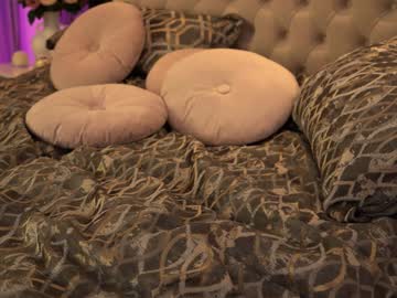 Foto porno Sex online cu sweety_rinushka_ pe KUR.ro