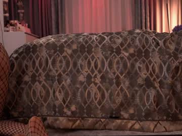 Foto porno Sex online cu sweety_rinushka_ pe KUR.ro