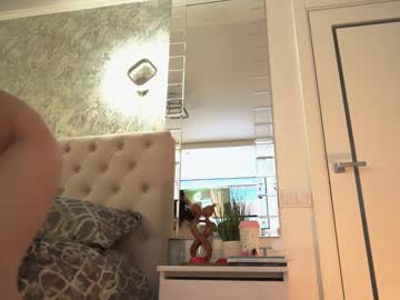 Foto porno Sex online cu sweety_rinushka_ pe KUR.ro