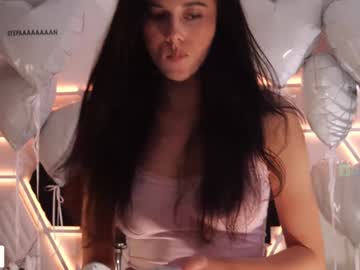 Fantezii cu taanni_bc pe Chaturbate