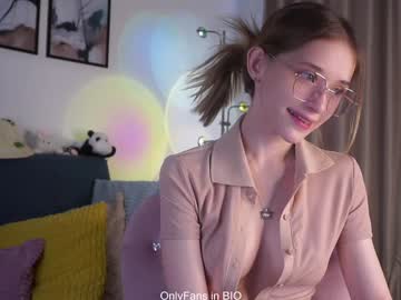 Foto porno taitehambelton descoperita pe video chat pe KUR.ro