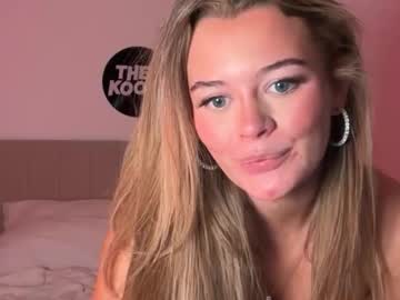 Poza Erotica #1566226 - Dimensiune completa