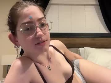 Foto porno Sex online cu tatumwest pe KUR.ro