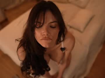 Foto porno Ganduri murdare cu thehoneyx pe KUR.ro